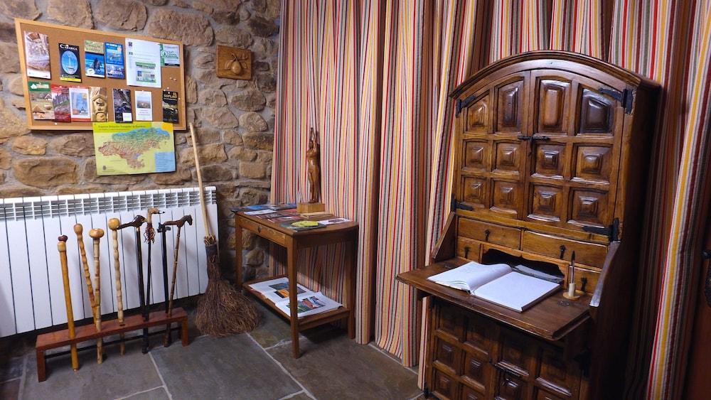 Apartamentos Rurales Pedredo Arenas de Iguña Eksteriør billede