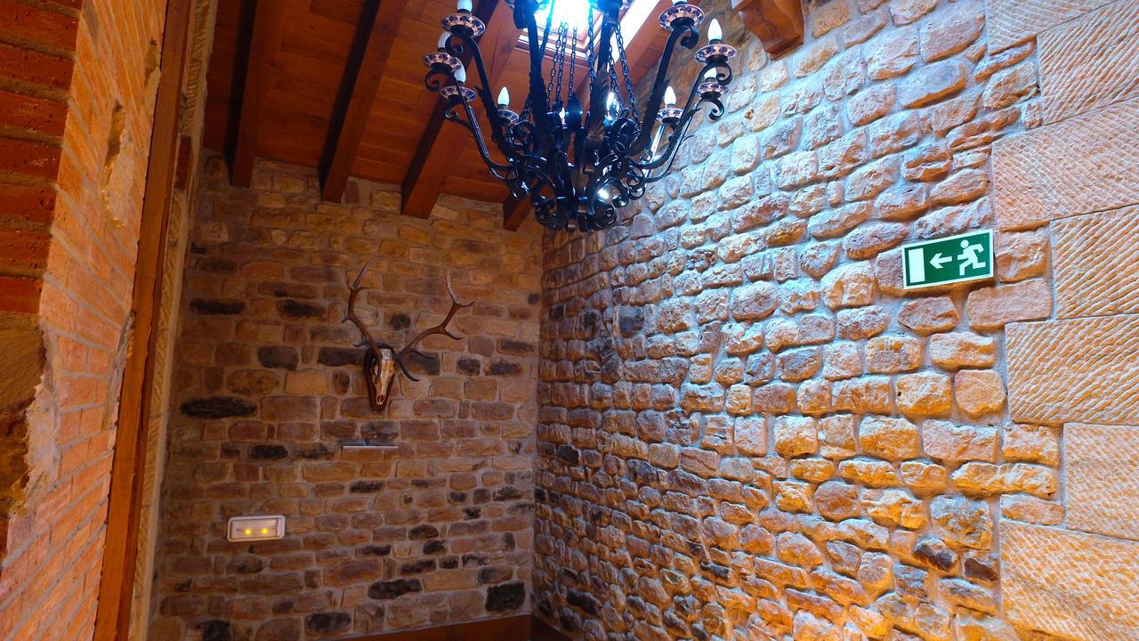 Apartamentos Rurales Pedredo Arenas de Iguña Eksteriør billede